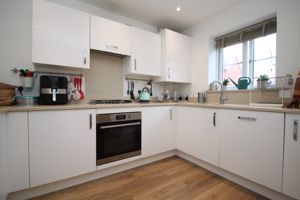 Kitchen- click for photo gallery